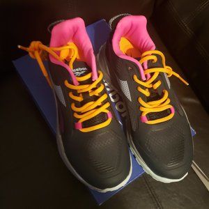 RAPID Reebok Girl's Athletic Shoe